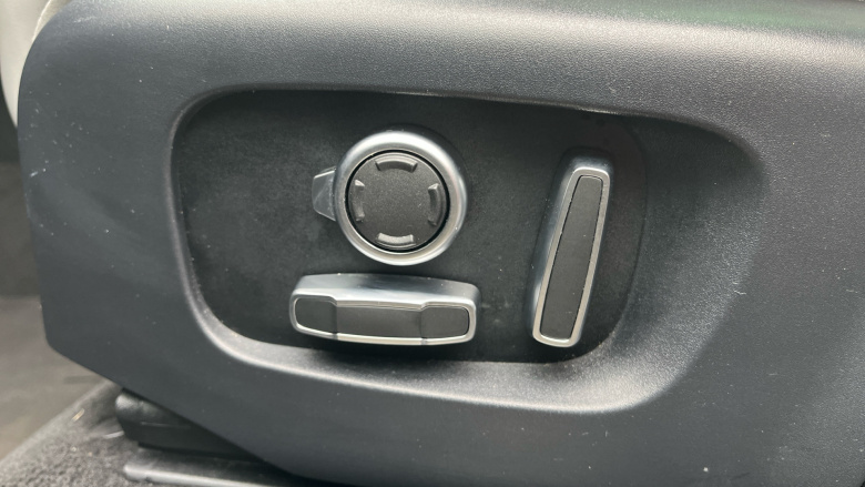 Land Rover Range Rover Evoque 1.5 P300e Autobiography 5dr Auto Hatchback